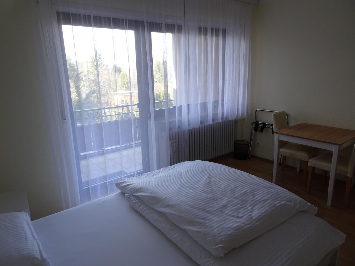 Hotel-Pension Schlossgarten Trippstadt Eksteriør billede